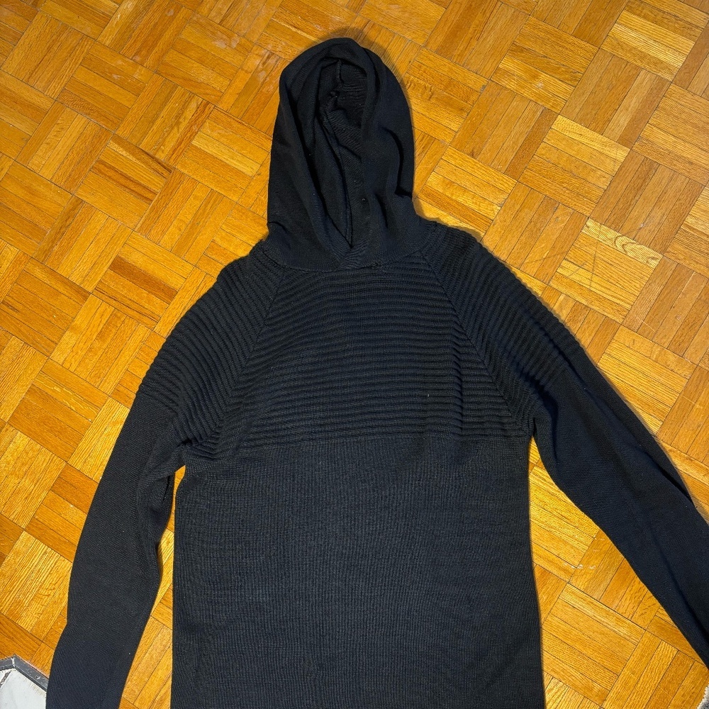 black hoodie ribbed on certain parts _ accepting offers